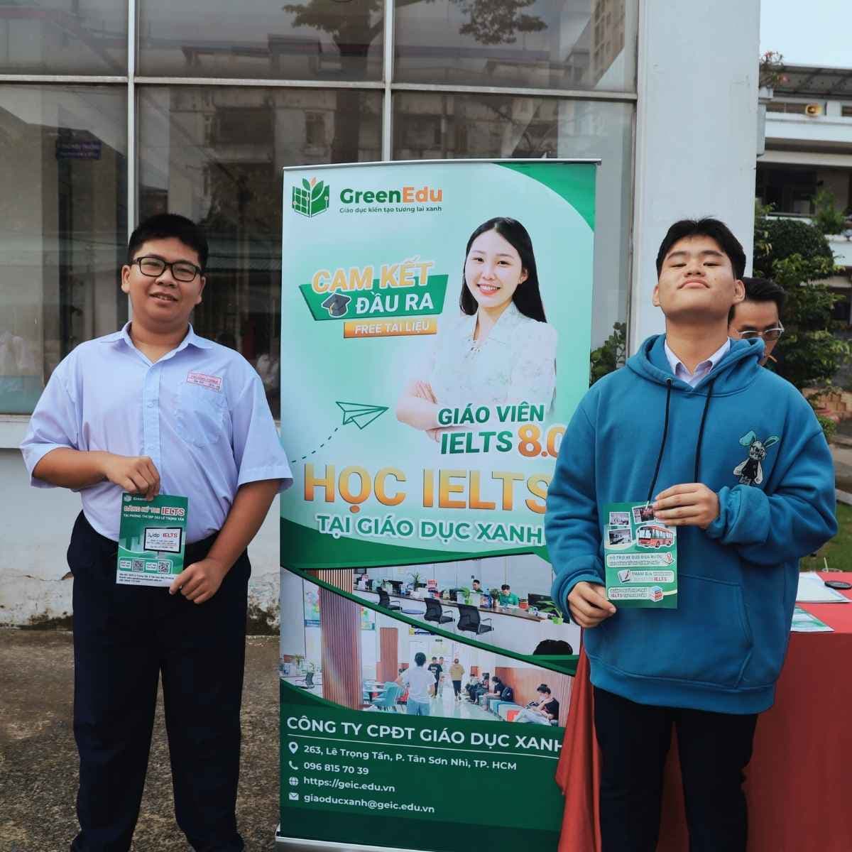 Sáng Tạo Xanh vinh hạnh đồng hành cùng các em học sinh trường THPT Trường Chinh